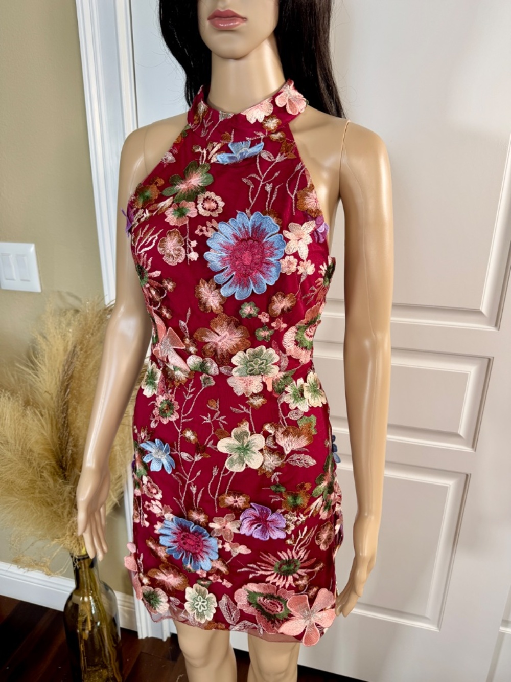 RACER TOP FITTED BURGUNDY MINI DRESS WITH 3D MULTI-COLORED FLORAL DETAILS - Picture 8 of 16